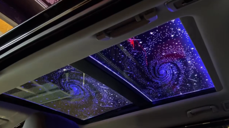 Podwójne świetliki dachowe, oś – Led Interior Ambient Light recenzja i cena